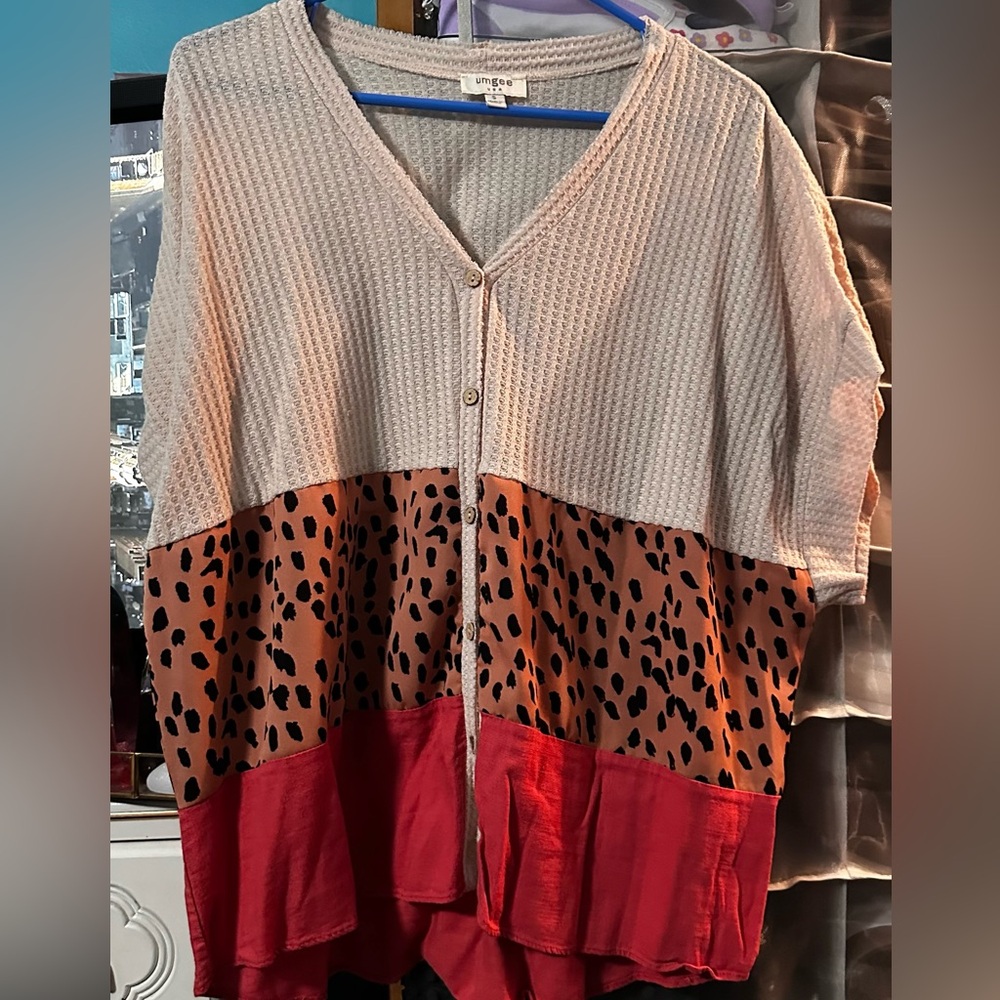 Colorblock Leopard Print shirt
